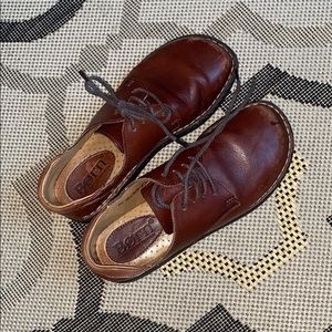 Vintage born shoes